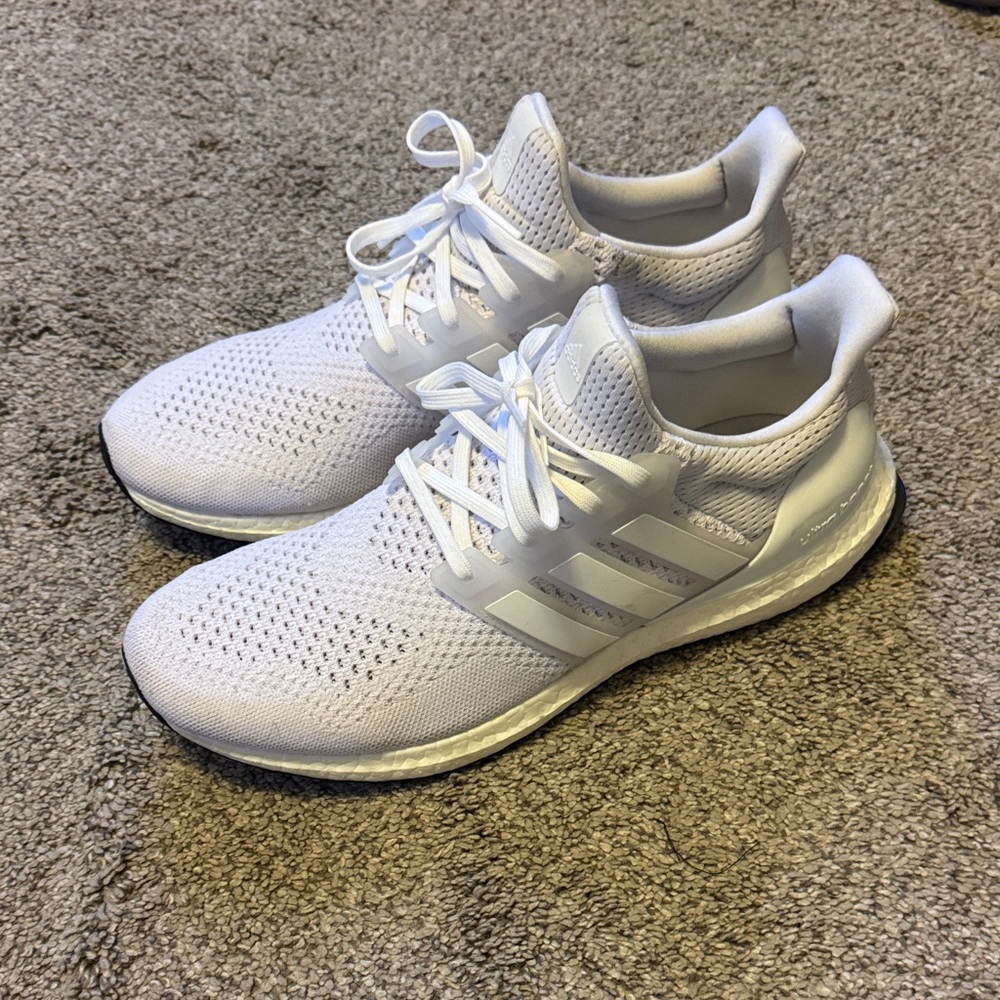 Adidas Ultraboost DNA 1.0 Size 11.5